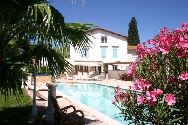 Beautiful Catalan Farmhouse With Land..