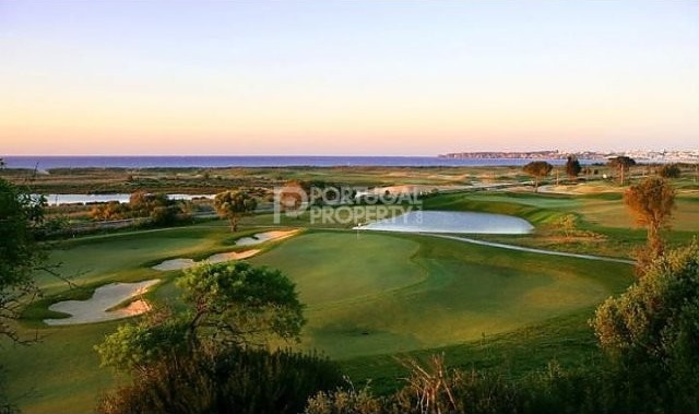 Front Line Golf Plots with Sea Views