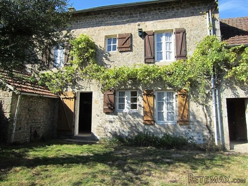 Countryside House on 3 Hectares