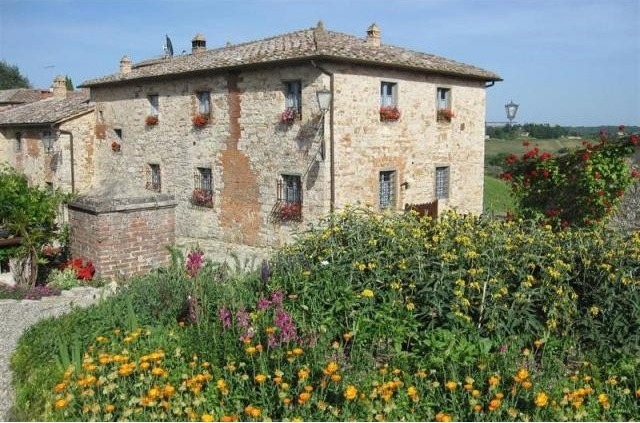 8 bedroom Land For Sale: Siena.. - 2