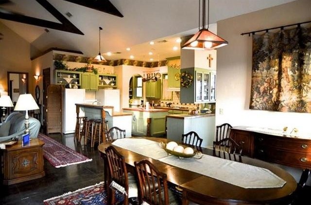 4 bedroom Farm House For Sale: 6529 Cr.. - 2