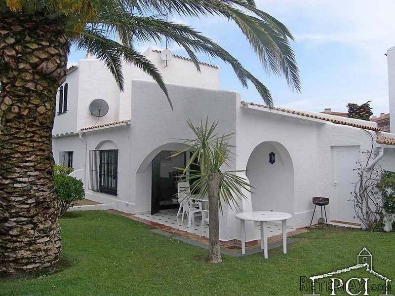 * SOLD* Terraced house located only 100.. - 2