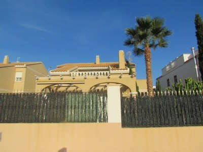 Villa - House with 2 built to high..