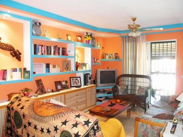 Apartment - CLOSE TO AMENITIES, GATED.. - 2