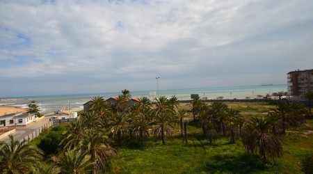 Resale · Apartment · Spain · Costa Bl..