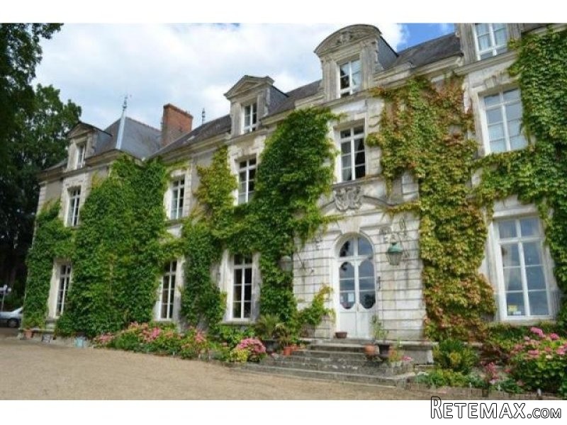 11 bedroom Castle For Sale: 72330 LE..