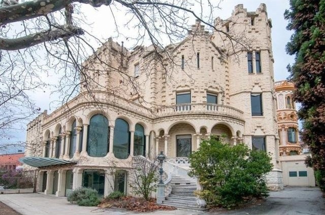 Detached House For Sale: BARCELONA..
