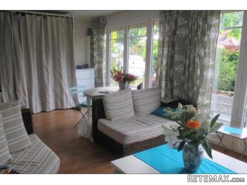 3 bedroom House For Sale: 33510.. - 2