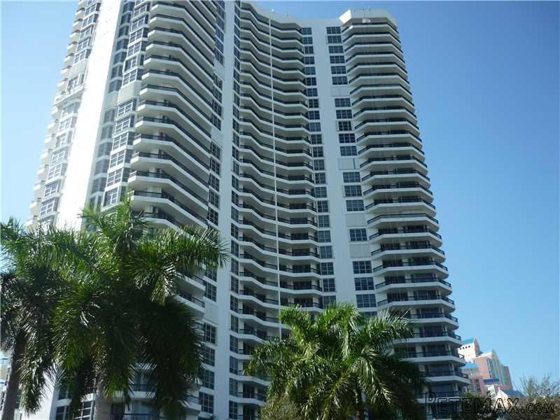 3530 Mystic Pointe Dr, Unit 714.. - 2