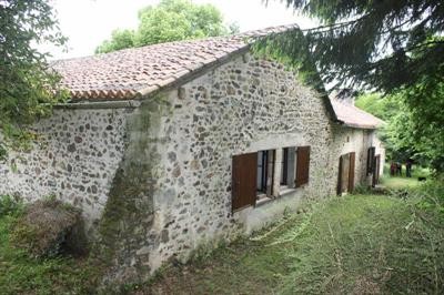 15mn Brantome (24310)
