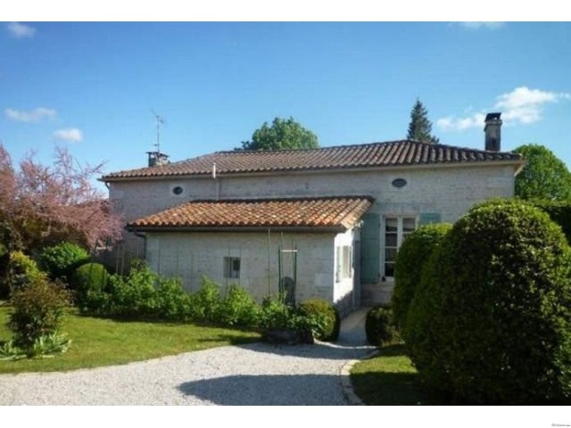 Charming 3 bedroom cottage, near..