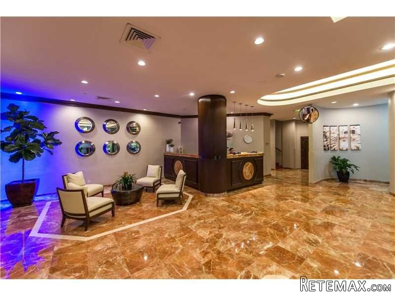 2 bedroom Flat For Sale: 3610 Yacht.. - 2