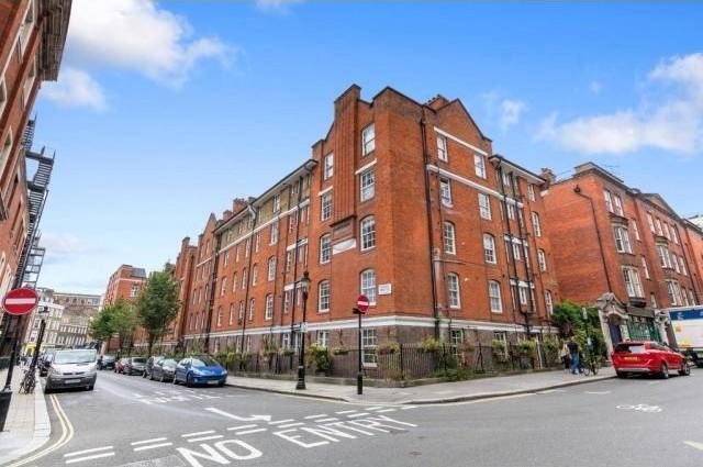 Stirling Court, Tavistock Street..