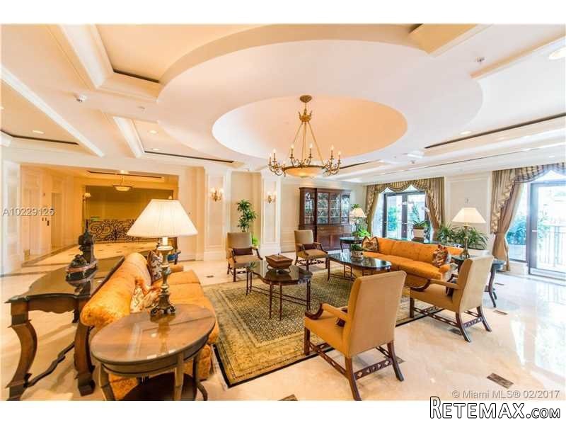 2 bedroom Flat For Sale: 3400 SW 27 Ave.. - 2