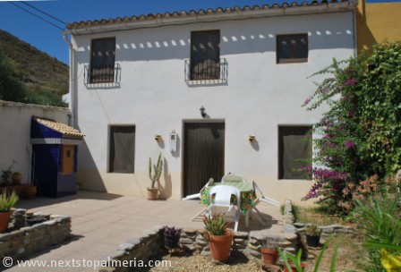 3 bedroom restored cortijo - Almanzora..
