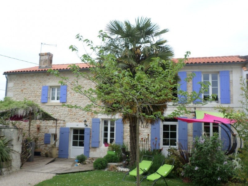 Pretty Stone House In Immaculate..