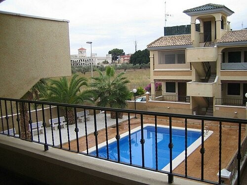 2 BED APART IN SOUGHT AFTER AREA