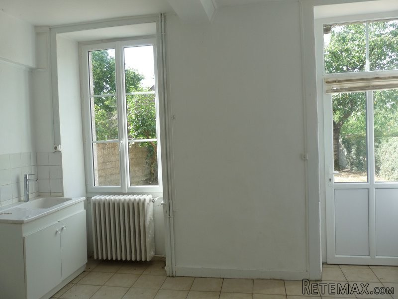 Well Maintained House in Rural Setting - 2