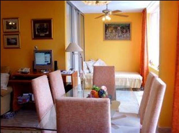 Apartment For Sale in Callao Salvaje.. - 2