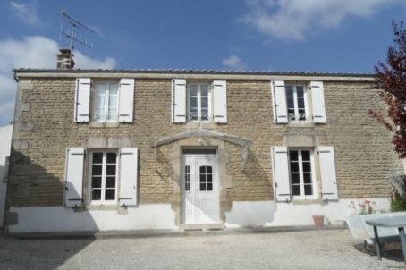 Stone House For Sale Aulnay - 2
