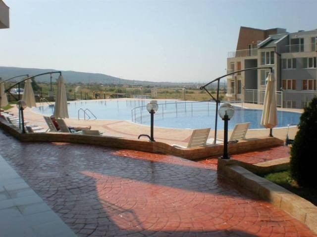 Furnished studio apartment 7 km from..