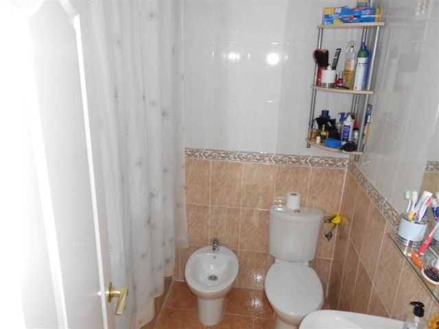 Apartment - Two bedroom, two bathroom.. - 2