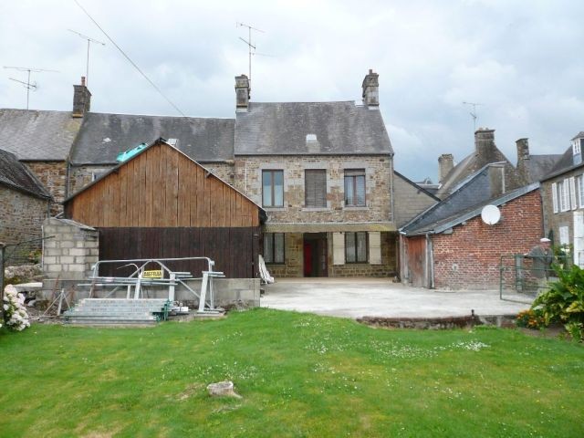 Nice House in Nice Village
