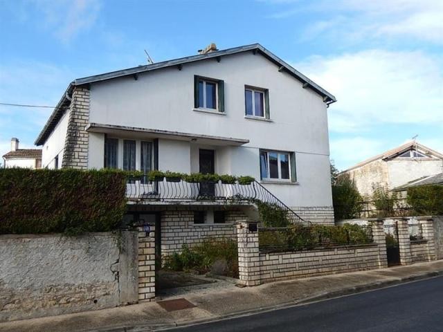 4 bedroom House For Sale: 79370 CELLES.. - 2