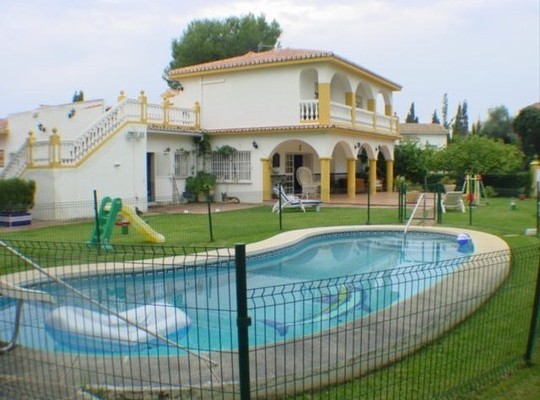 Villa for sale in Elviria, Marbella..
