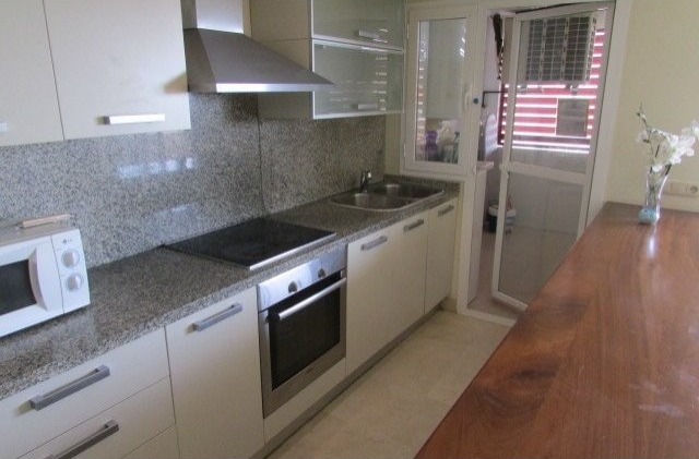 1 Bed Apartment for sale in Marbella - 2