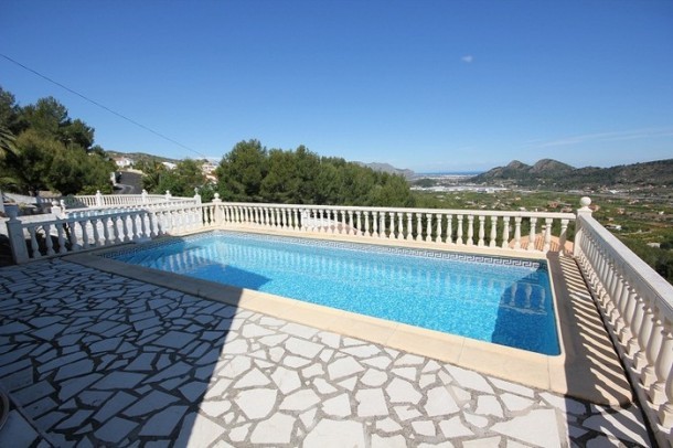 4 Bed 2 Bath Villa Pedreguer* - 2