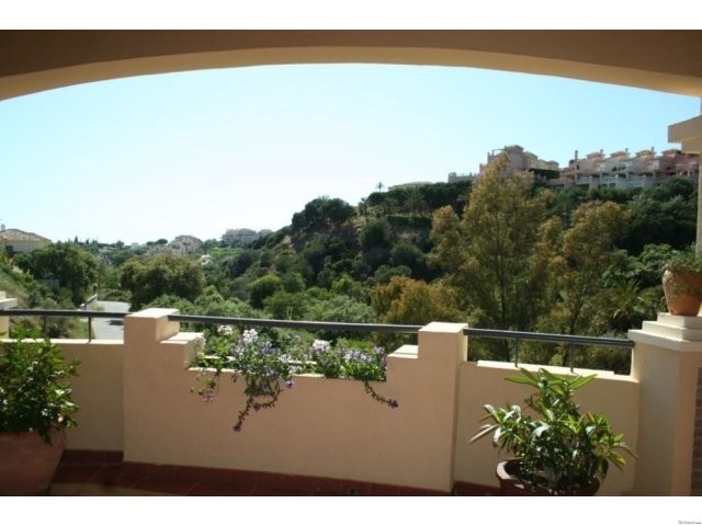 APARTMENT FOR SALE IN MARBELLA - 2