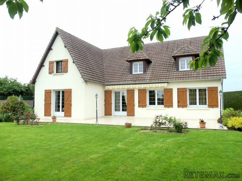 Delightful Large Detached House