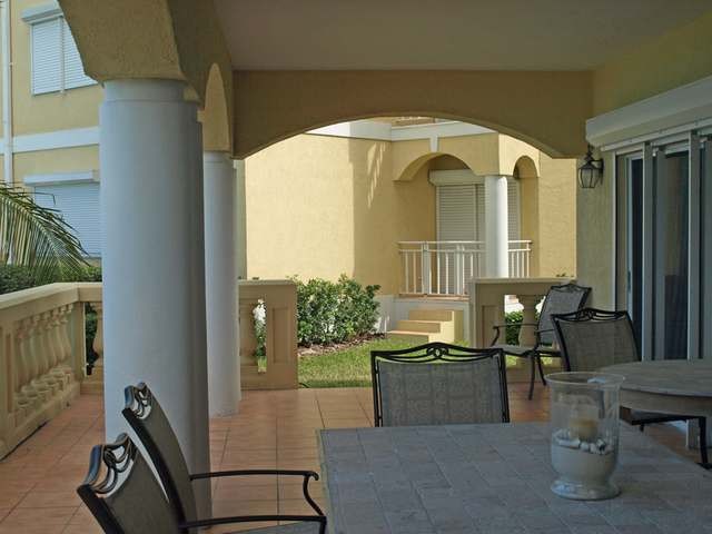 Apartment/townhouse - This ground floor..