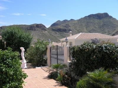 3 Bedrooms - Villa - Almeria - For Sale - 2