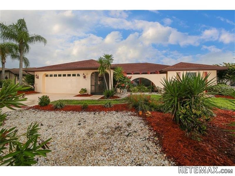 3 bedroom House For Sale: 26178 Rampart.. - 2