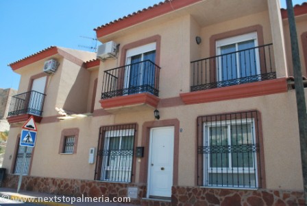 3 bedroom townhouse - Cuevas Del..