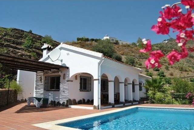 Villa for Sale in Competa, Competa..