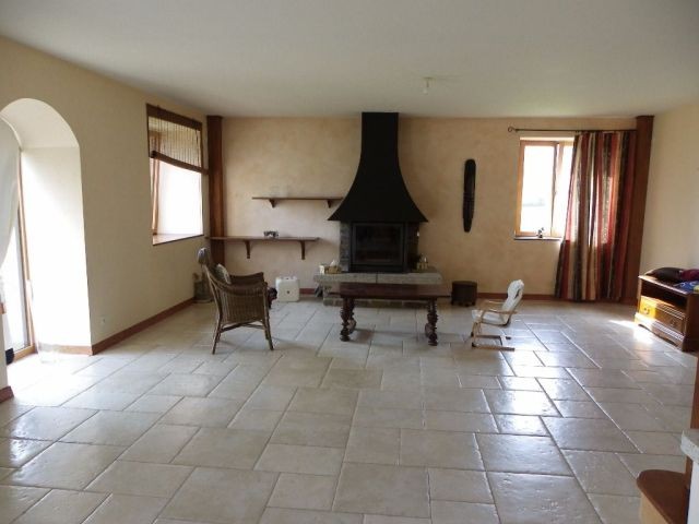 Equilly - House For Sale - 2
