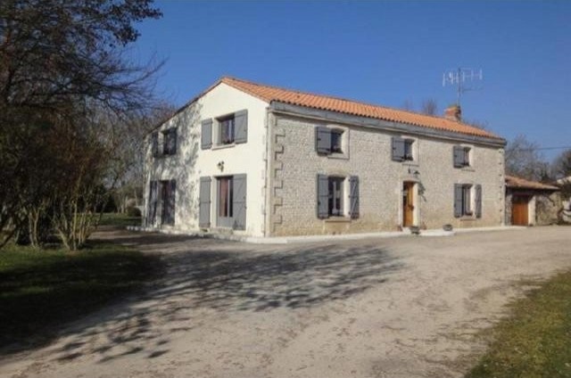 6 bedroom Character For Sale: 79000 A..