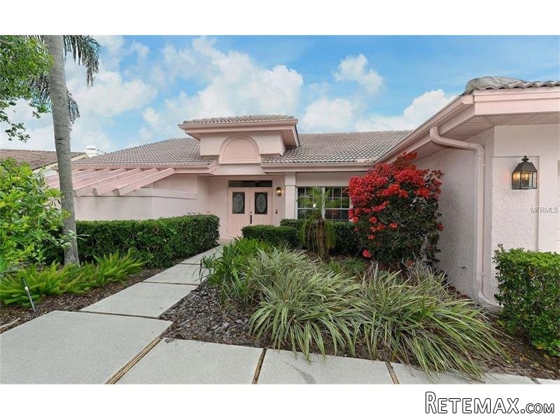 3 bedroom House For Sale: 4453 Highland..