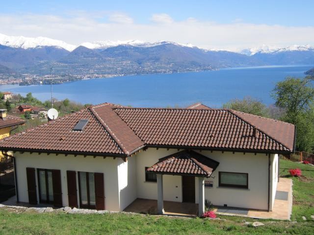 4 bedroom Villa For Sale: Stresa, IT
