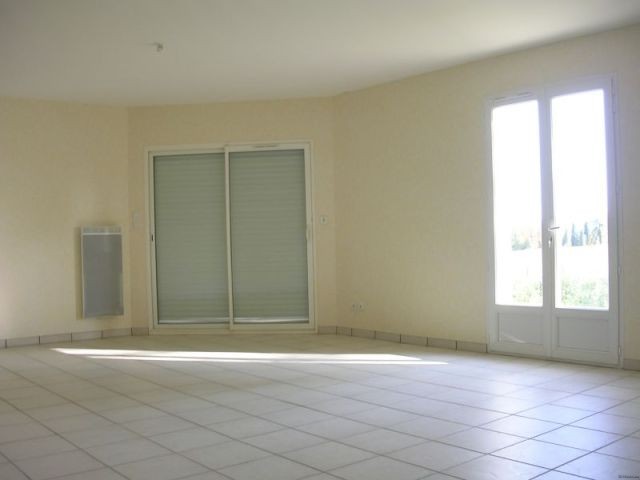 3 beds single storey house - 2