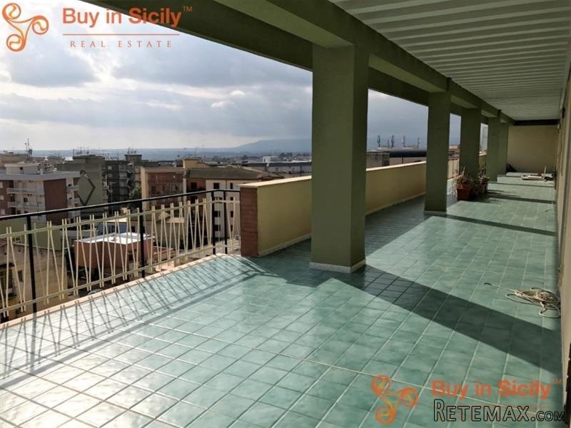 5 bedroom PentHouse For Sale: Siracusa..
