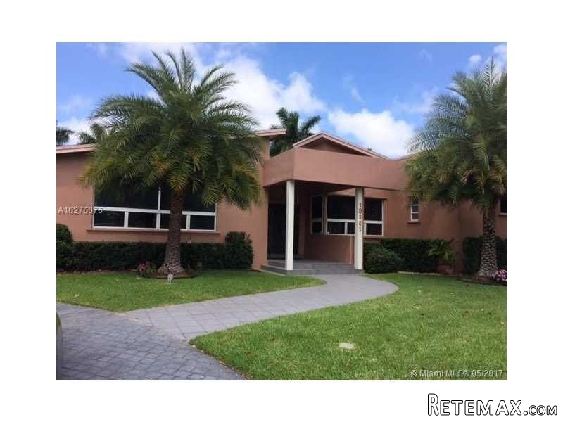 4 bedroom House For Sale: 19201 NE 22nd..