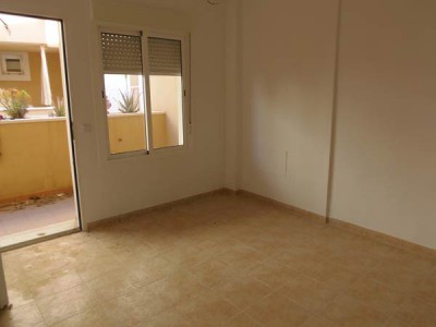 Apartment - Nice 2 bed ground floor.. - 2