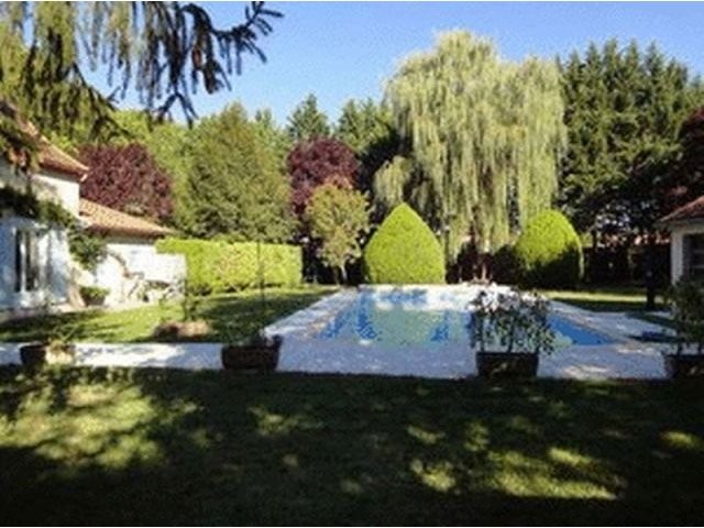 Substantial 5-Bedroom Property In 4200..