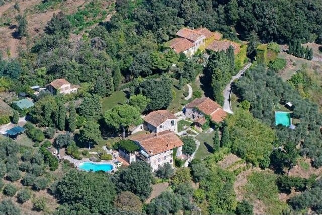 Rustic / Farmhouse / Court for sale in..