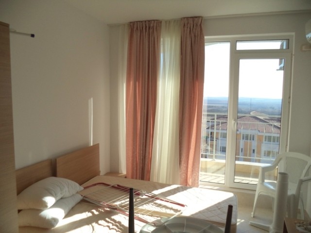 Fully furnished studio with sea and..
