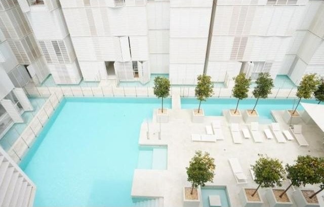 1 bedroom Apartment For Sale: Marina..